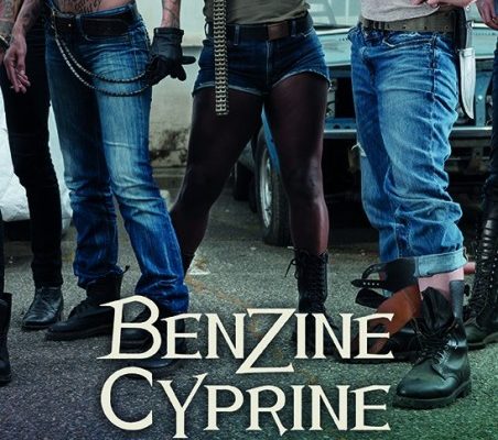 Parution des photographies de Kamille Lévêque Jégo, BENZINE CYPRINE, aux éditions Images plurielles de Marseille